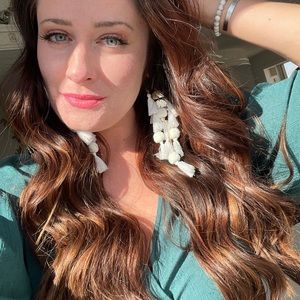 Meet your Posher, Allison